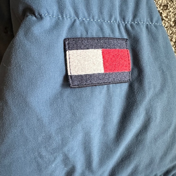 Vintage Tommy Jeans Puffer - Picture 3 of 8